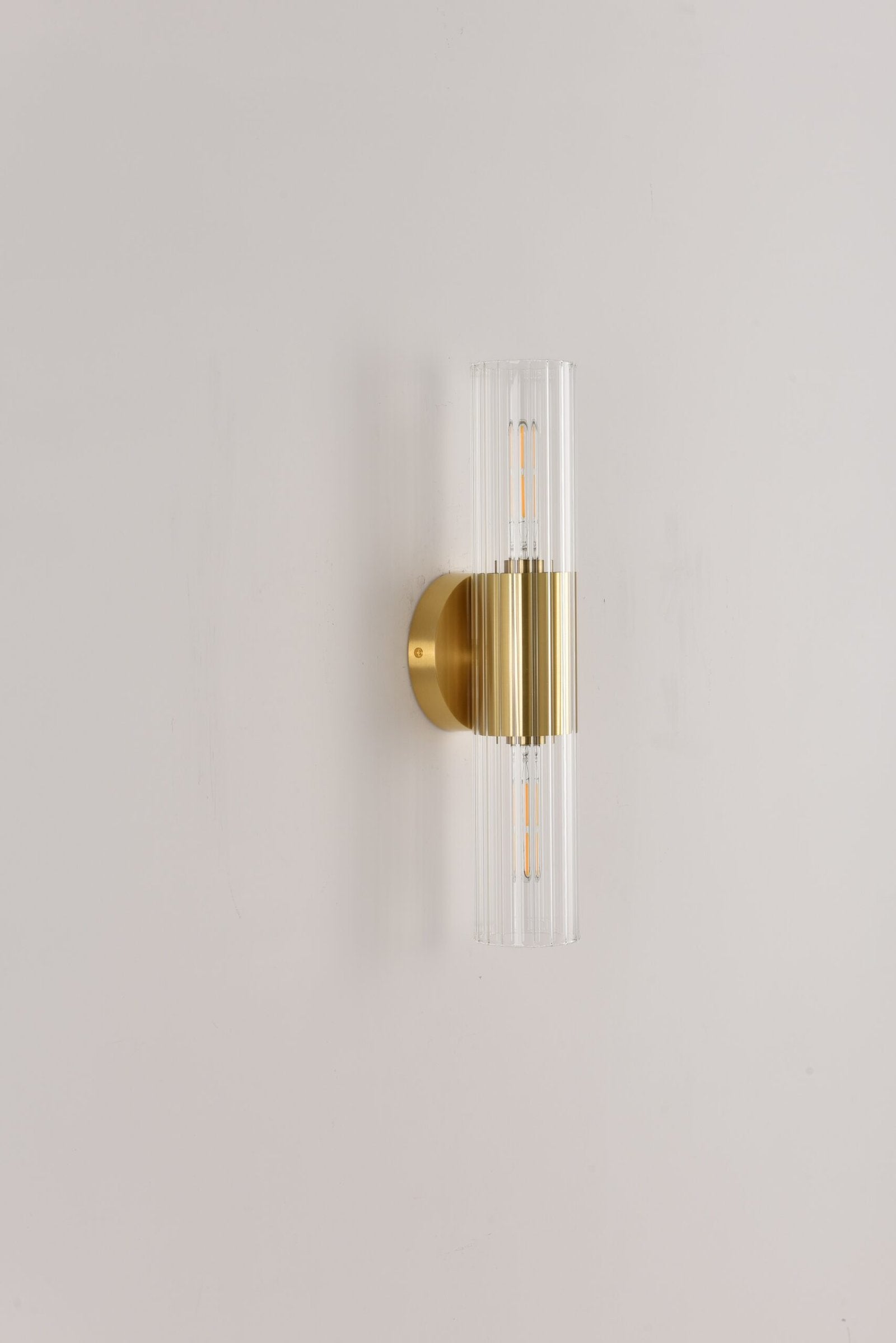 Wandlampen in een hal