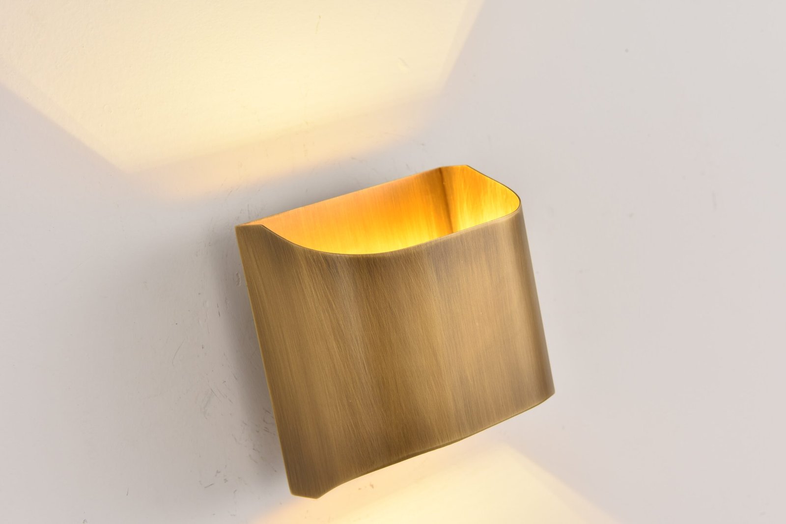 Wandlamp Ember
