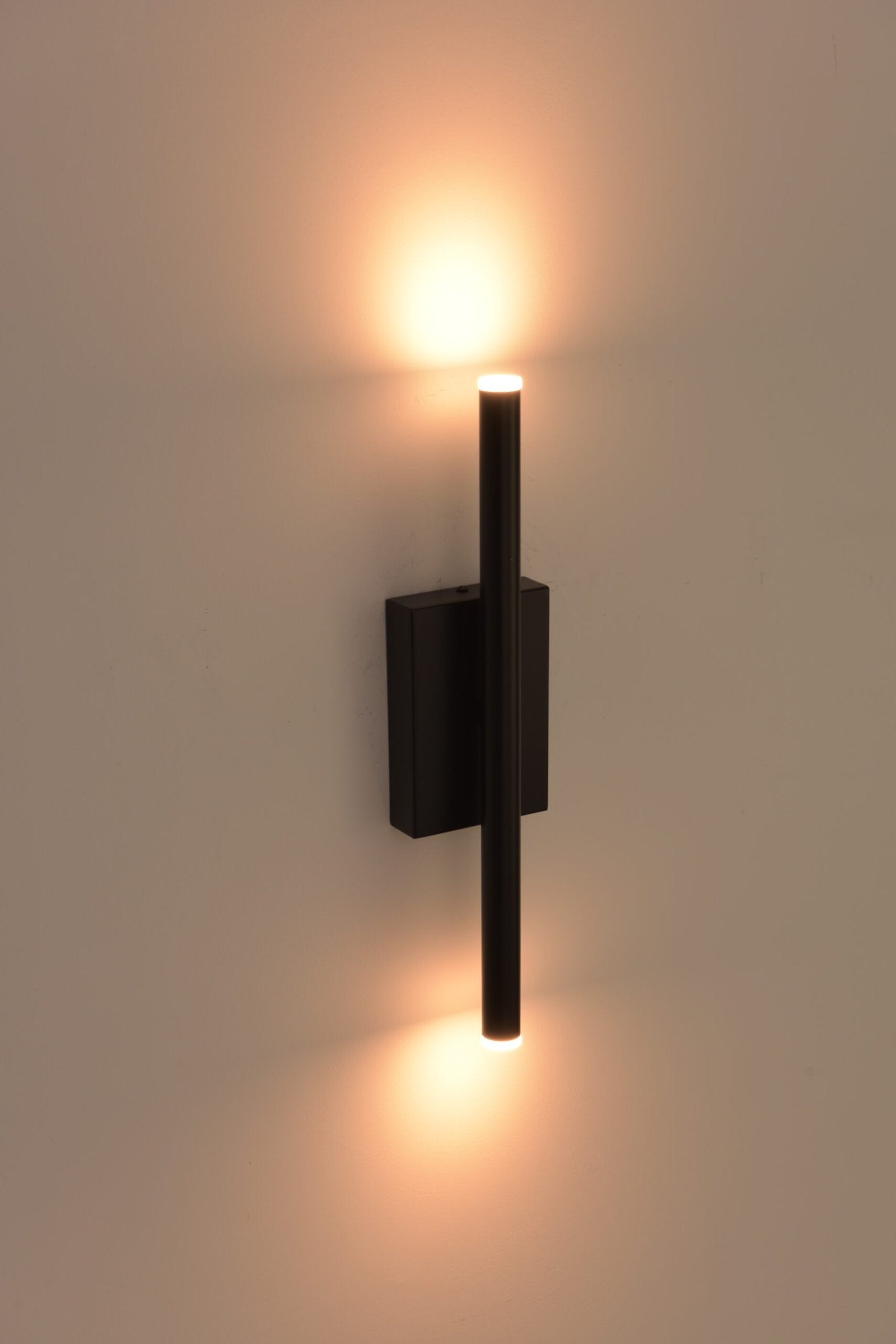 Wandlamp Signature in zwart