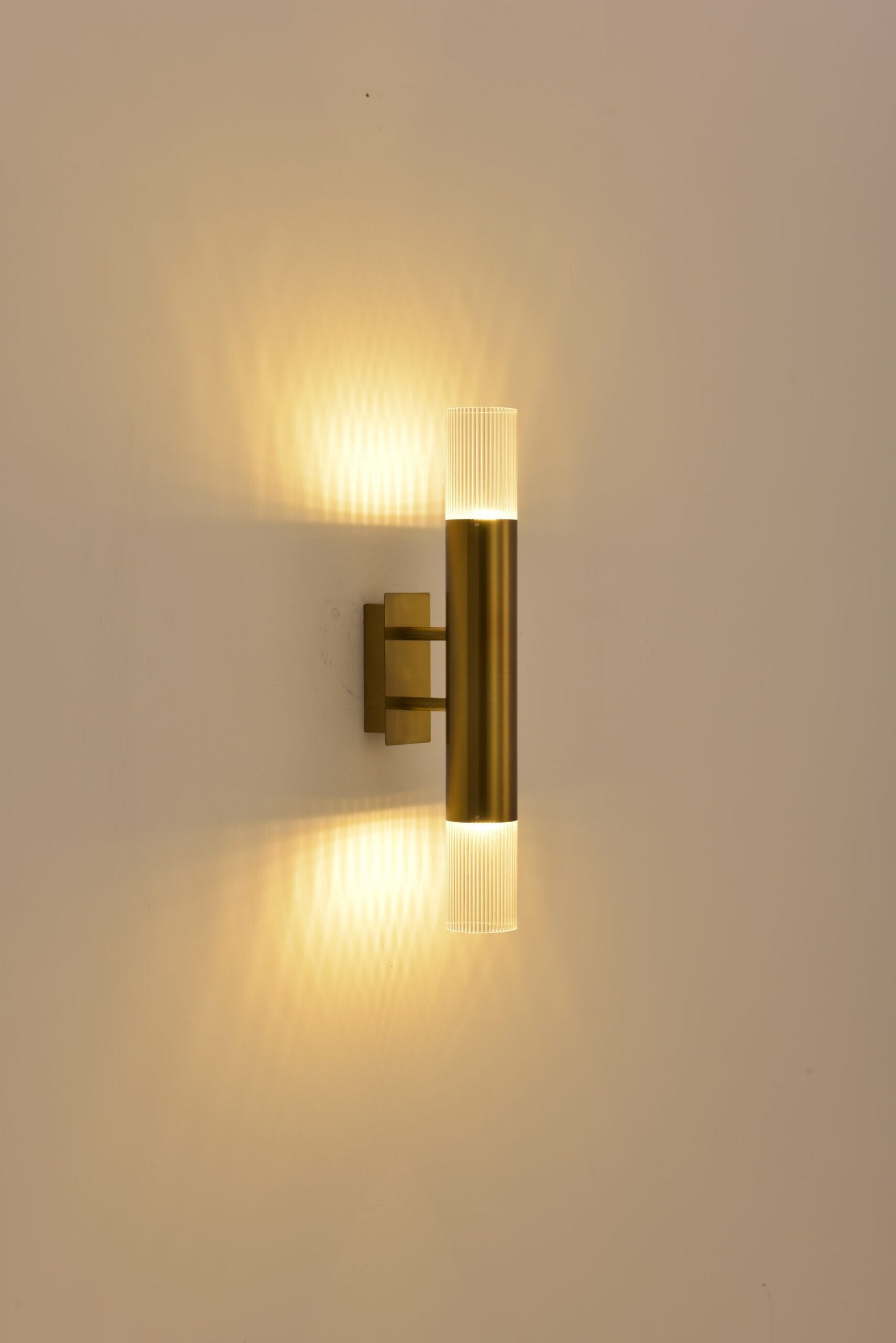 Wandlamp Gilded Majesty in goud