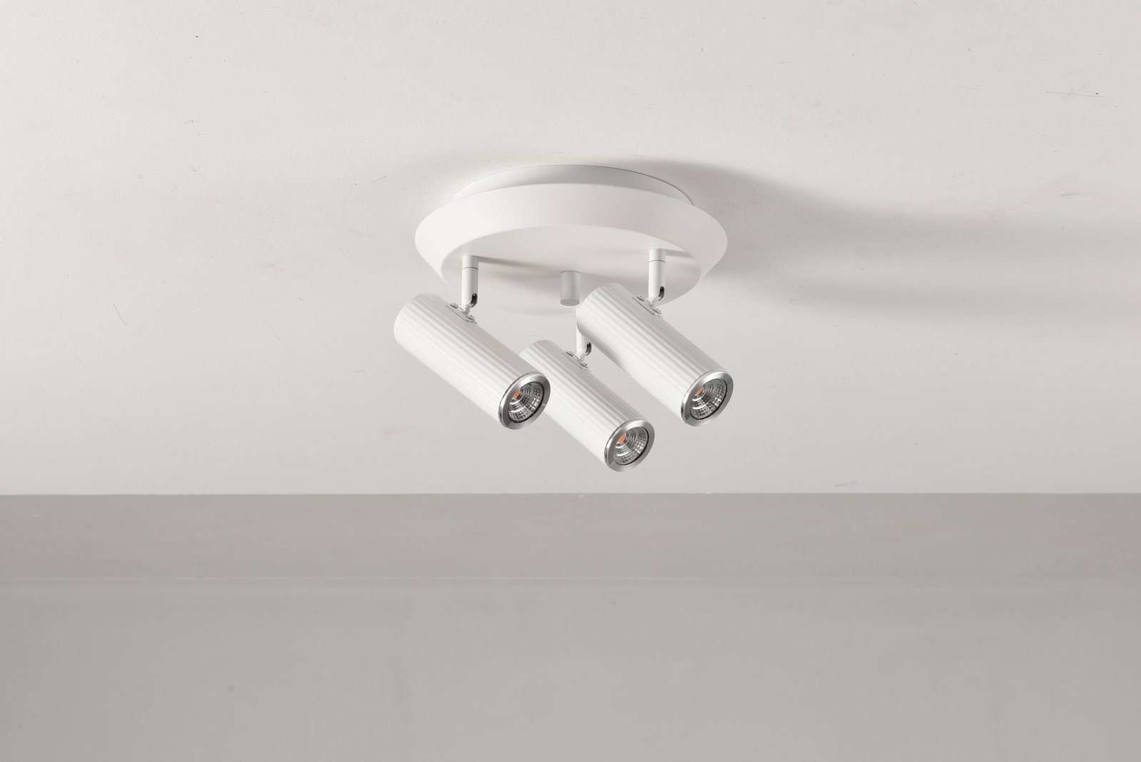 Plafondlamp Flush in gebroken wit