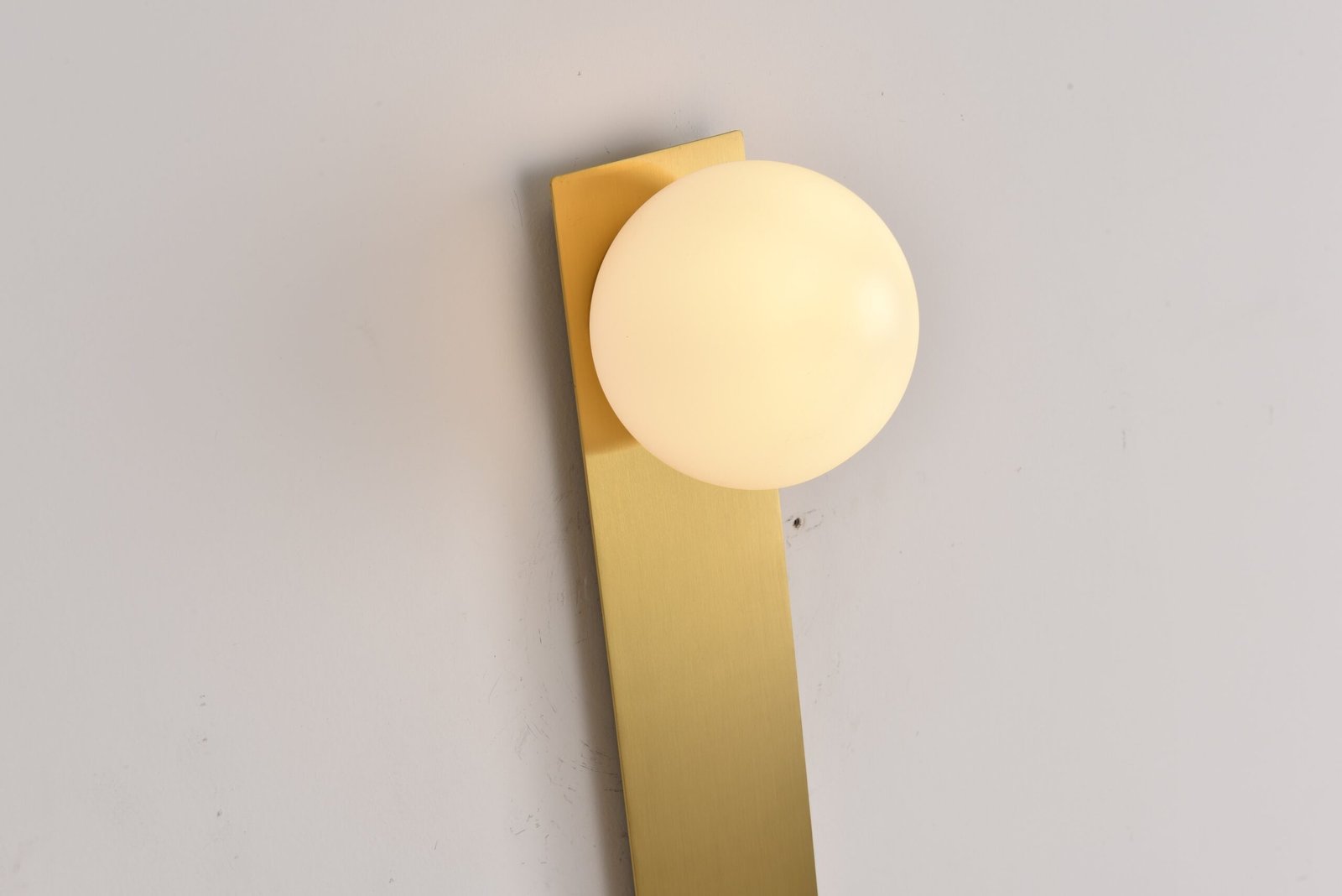 Wandlamp Nova in goud