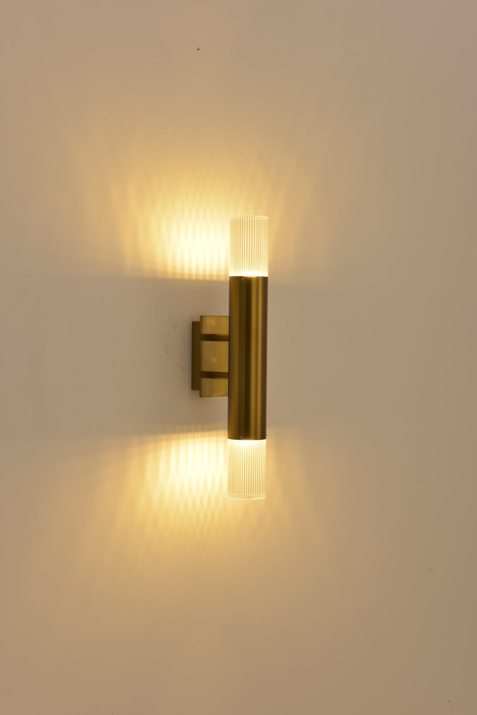 Wandlamp Gilded Majesty in goud