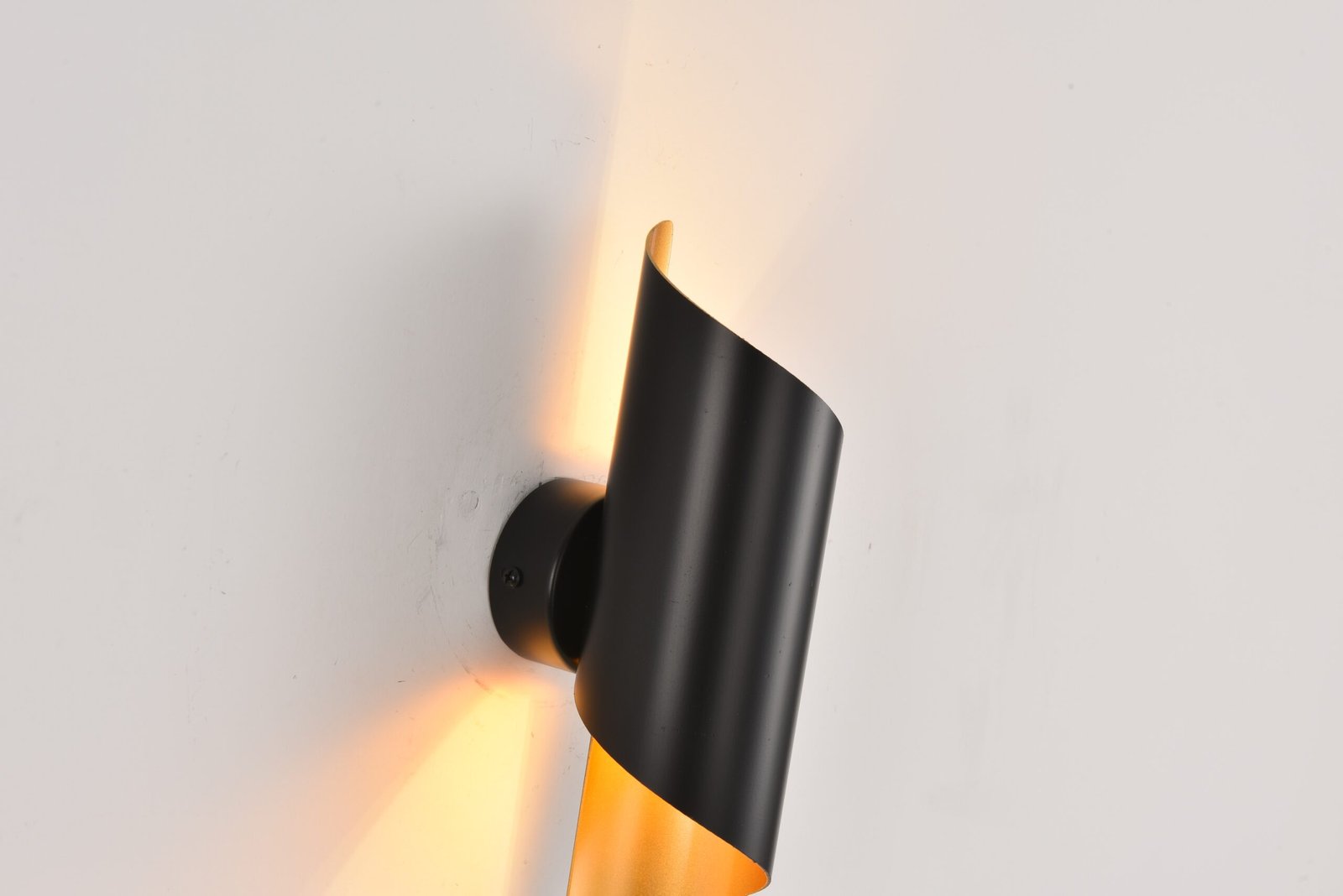 Wnandlamp Golden Twist