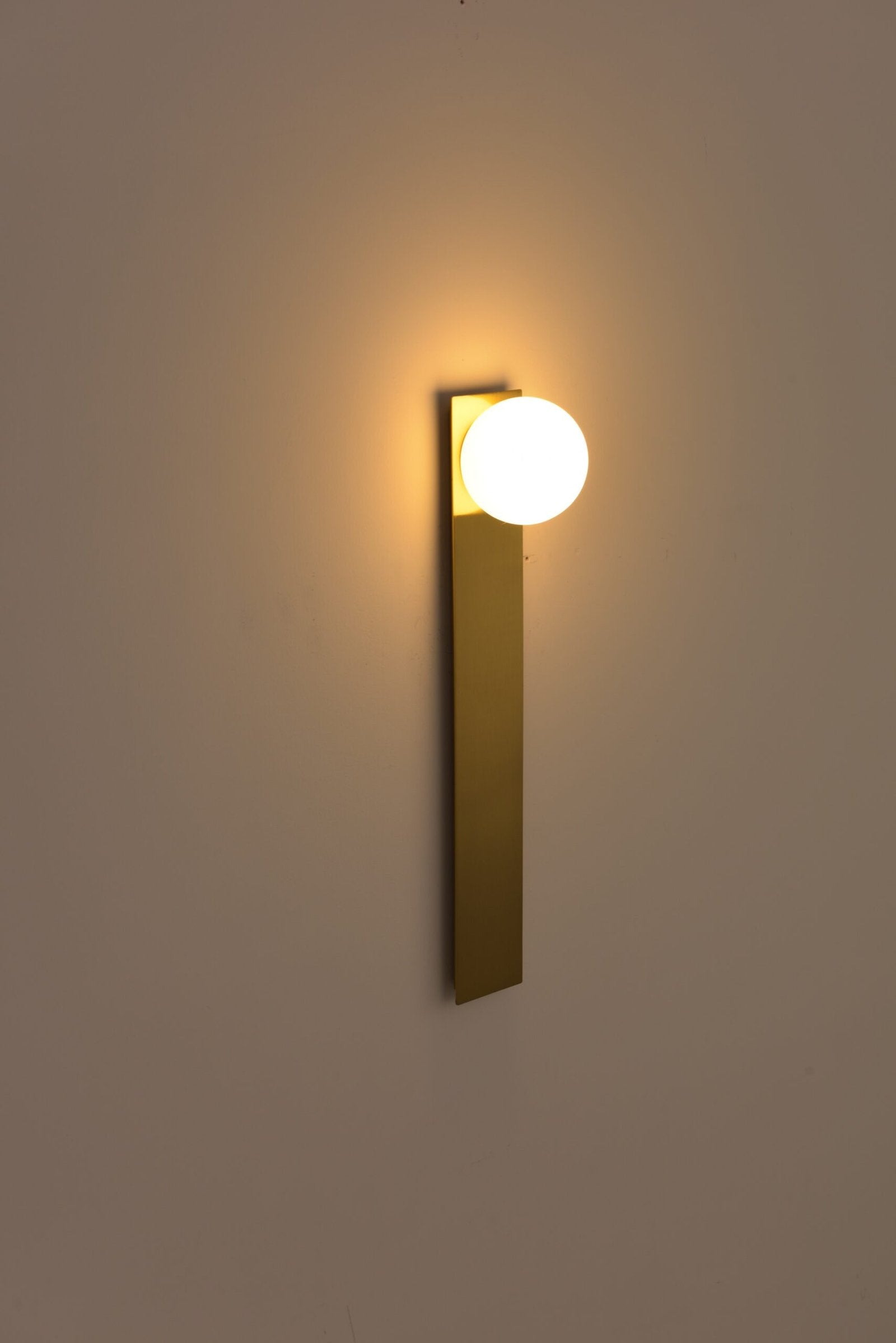 Wandlamp Nova in goud