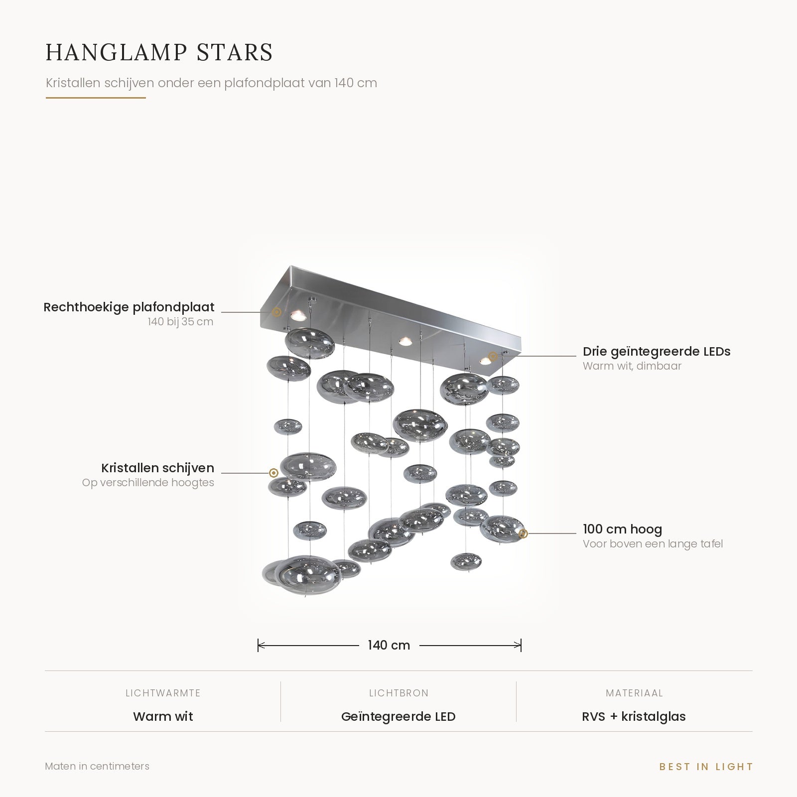 Hanglamp Stars met maten en kenmerken: kristallen schijven onder een plafondplaat van 140 bij 35 cm, 100 cm hoog, drie geïntegreerde LEDs