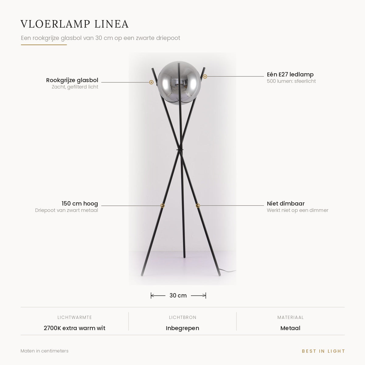 Vloerlamp Linea met maten en kenmerken: rookgrijze glasbol van 30 cm op een zwarte driepoot van 150 cm, E27 ledlamp van 500 lumen, niet dimbaar